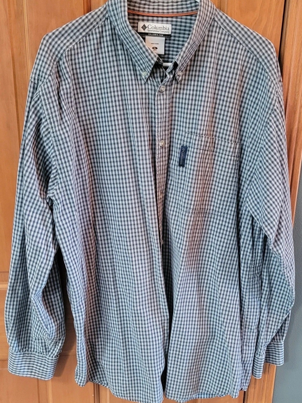 Columbia Men’s Green and Blue Gingham Button-Down Shirt